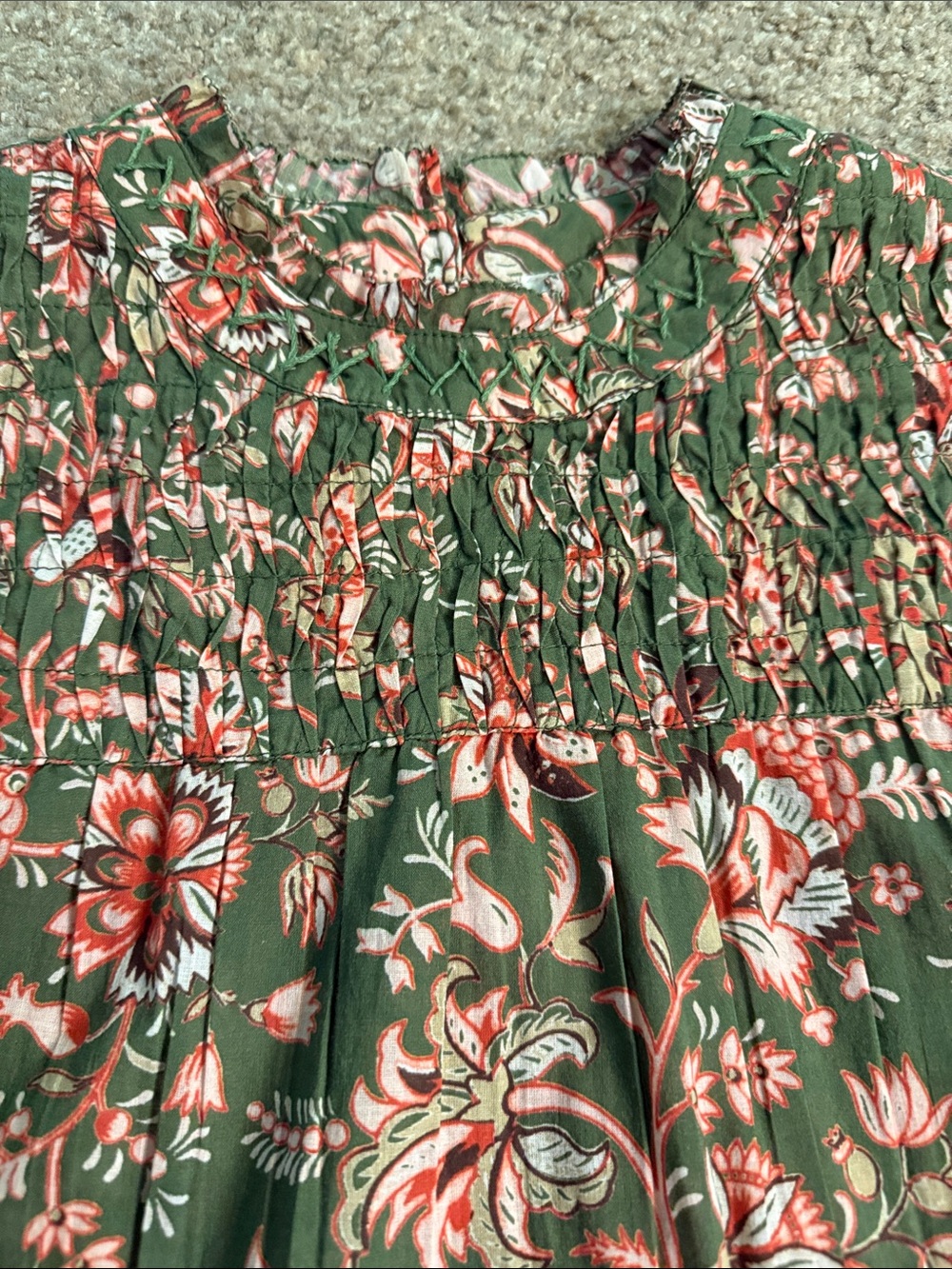 Sundance Women’s Green Floral Smocked Top - Picture 3 of 9